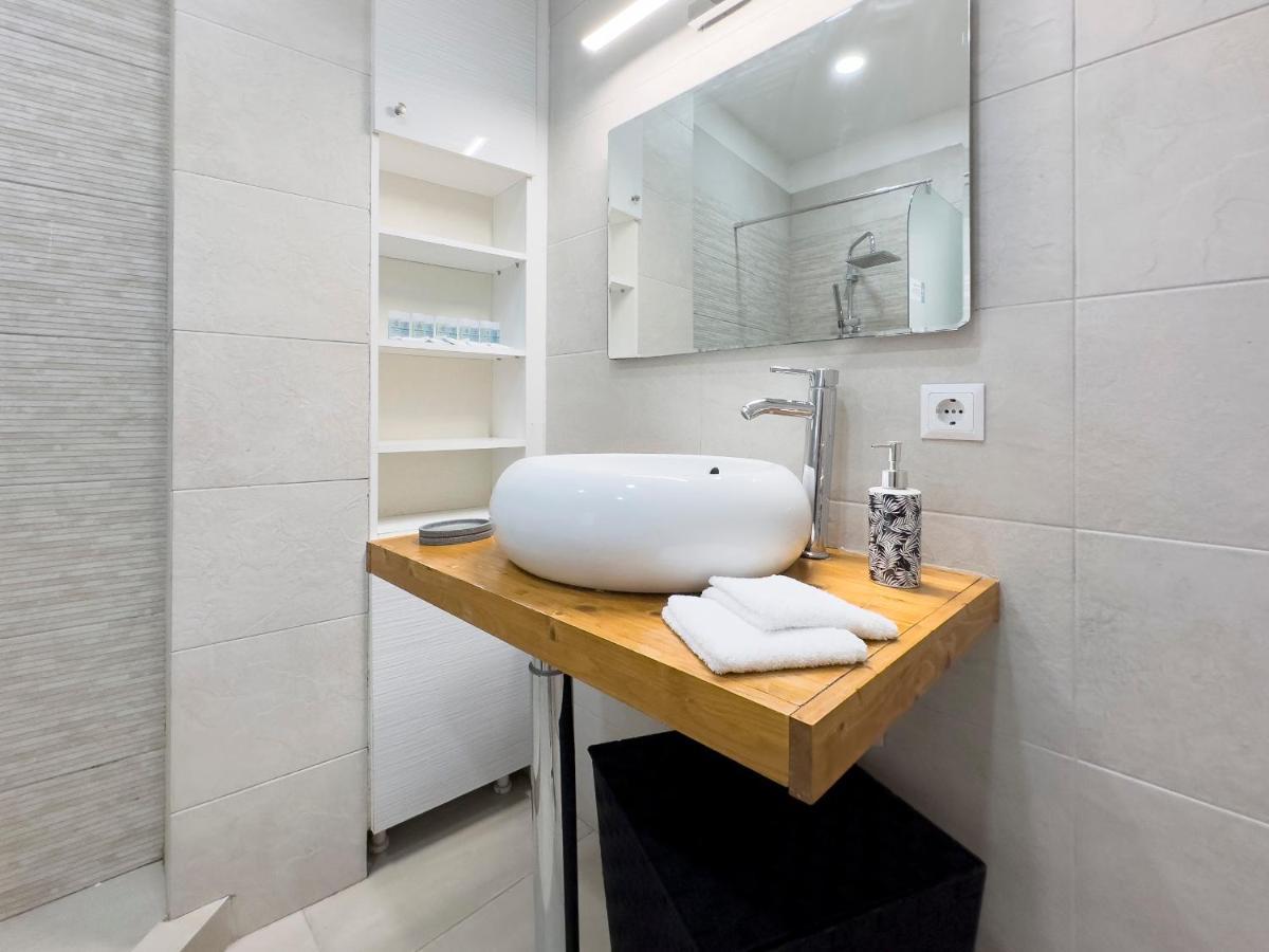 Mihail Voda Modern 55Sqm In Athens Lejlighed Eksteriør billede
